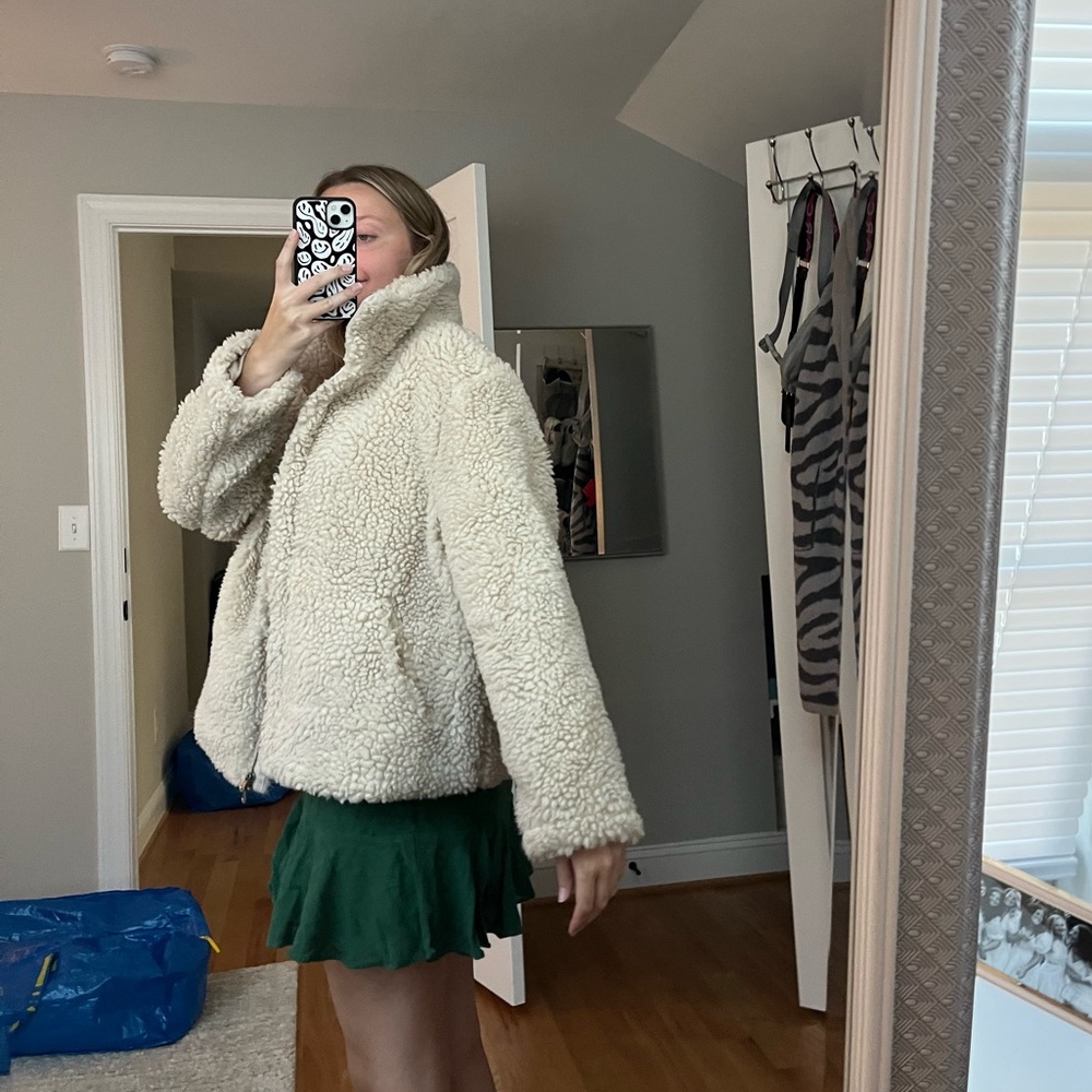Light Tan Sherpa Jacket - Picture 4 of 7